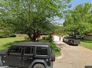 1230 Wedgewood Dr, Cleburne, TX 76033