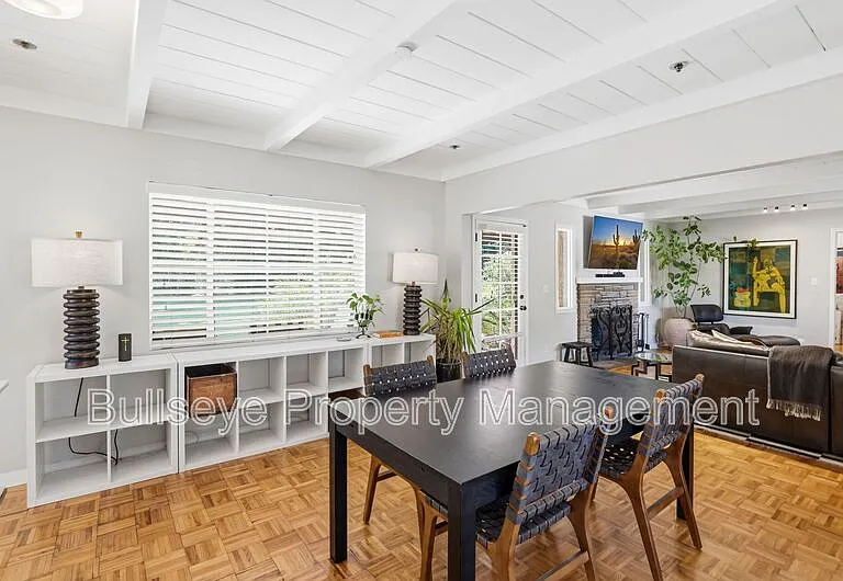 6530 N Central Ave — Photo 17