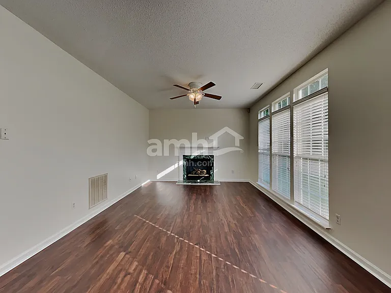 3507 Lusby Ct — Photo 8