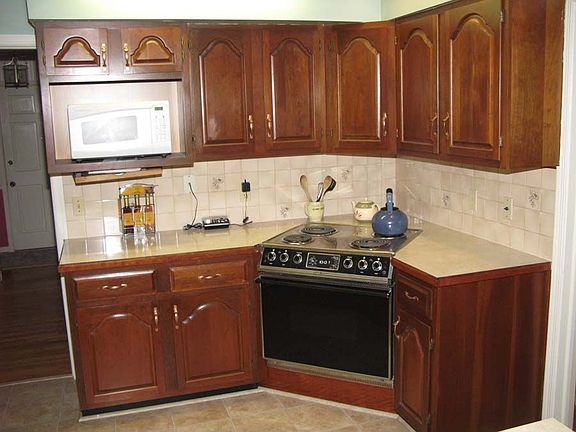 Kitchen range area
