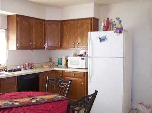 3rd image of 701 Hesper Ave