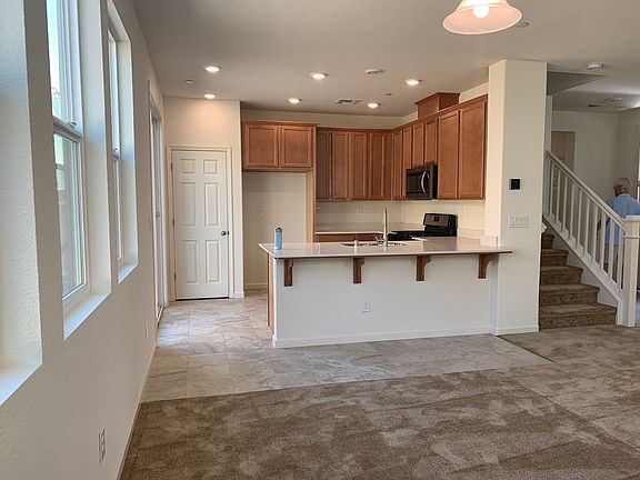 5th image of 160 Picasso Cir