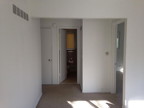 3rd image of 1411 Rosewood St APT 1