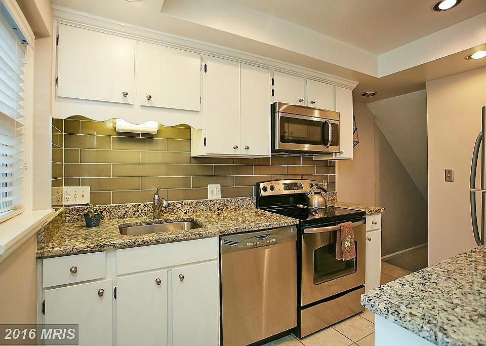 1st image of 3014 S Buchanan St