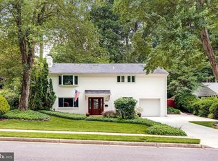 5633 Bellington Ave, Springfield, VA 22151