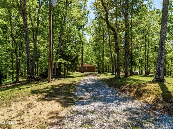 160 Cedar Pointe Ln, Maryville, TN 37801