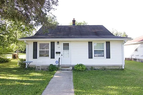1051 E Edwards Ave Photo 1