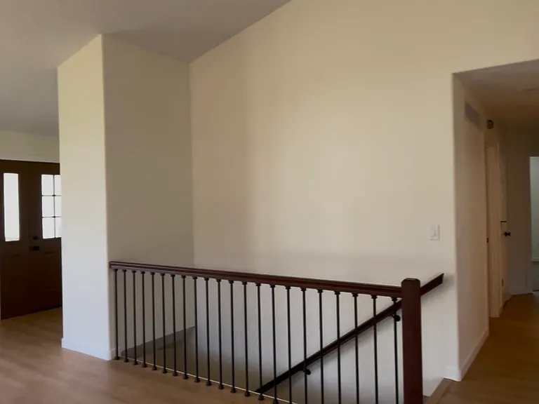 1403 E 57th Street Pl — Photo 11