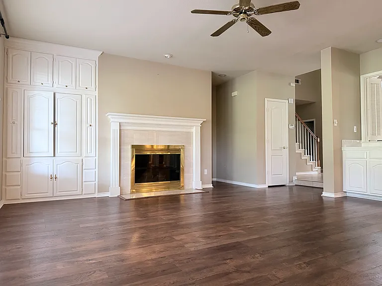 2735 Brookside Ln — Photo 8