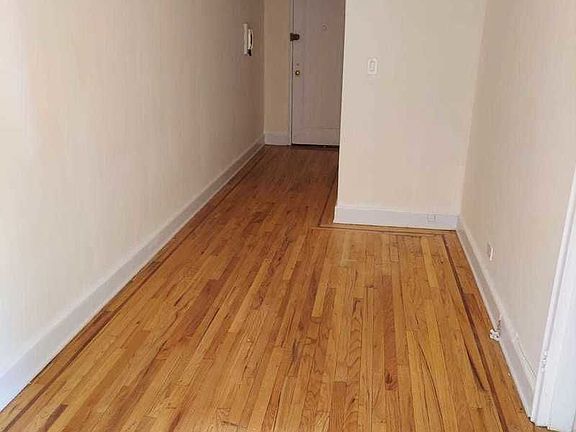 3rd image of 5450 Netherland Ave #D35