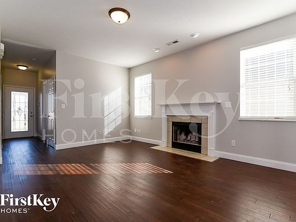 3rd image of 5630 Sweet River Dr
