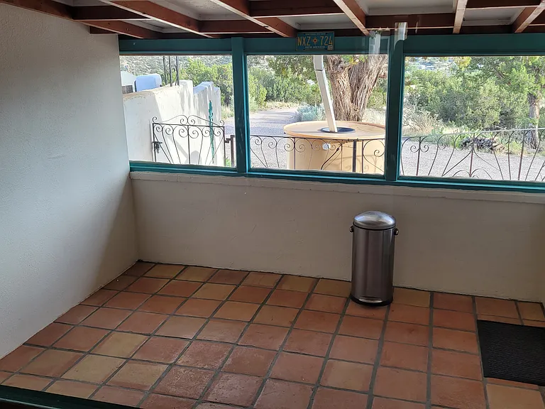 mud / entry room