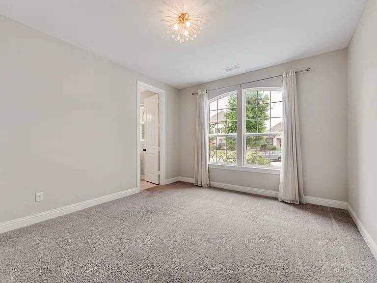 9814 Gristmill Ln — Photo 14