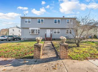 136 High Top Cir, Hamden, CT 06514