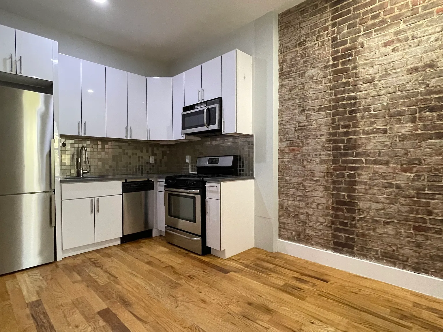 507 Myrtle Avenue — Photo 1