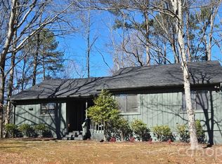 9055 Windjammer Dr, Tega Cay, SC 29708