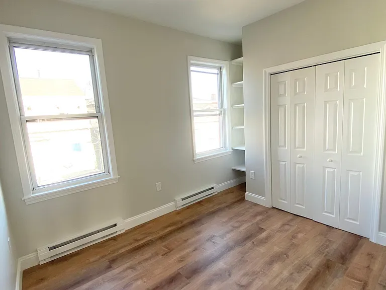 217 Saratoga St #2 — Photo 16