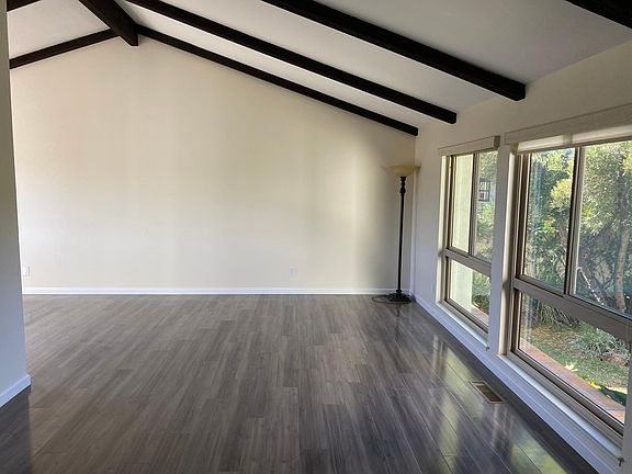 4th image of 7868 Laurelridge Rd