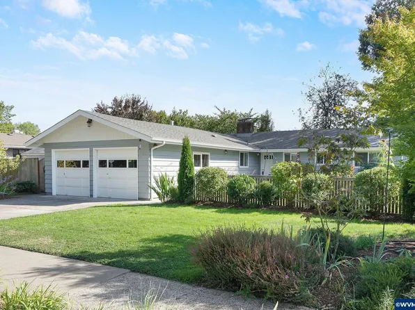 3590 NW Jackson Ave, Corvallis, OR 97330