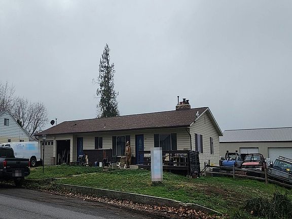 2nd image of 3114 8th St