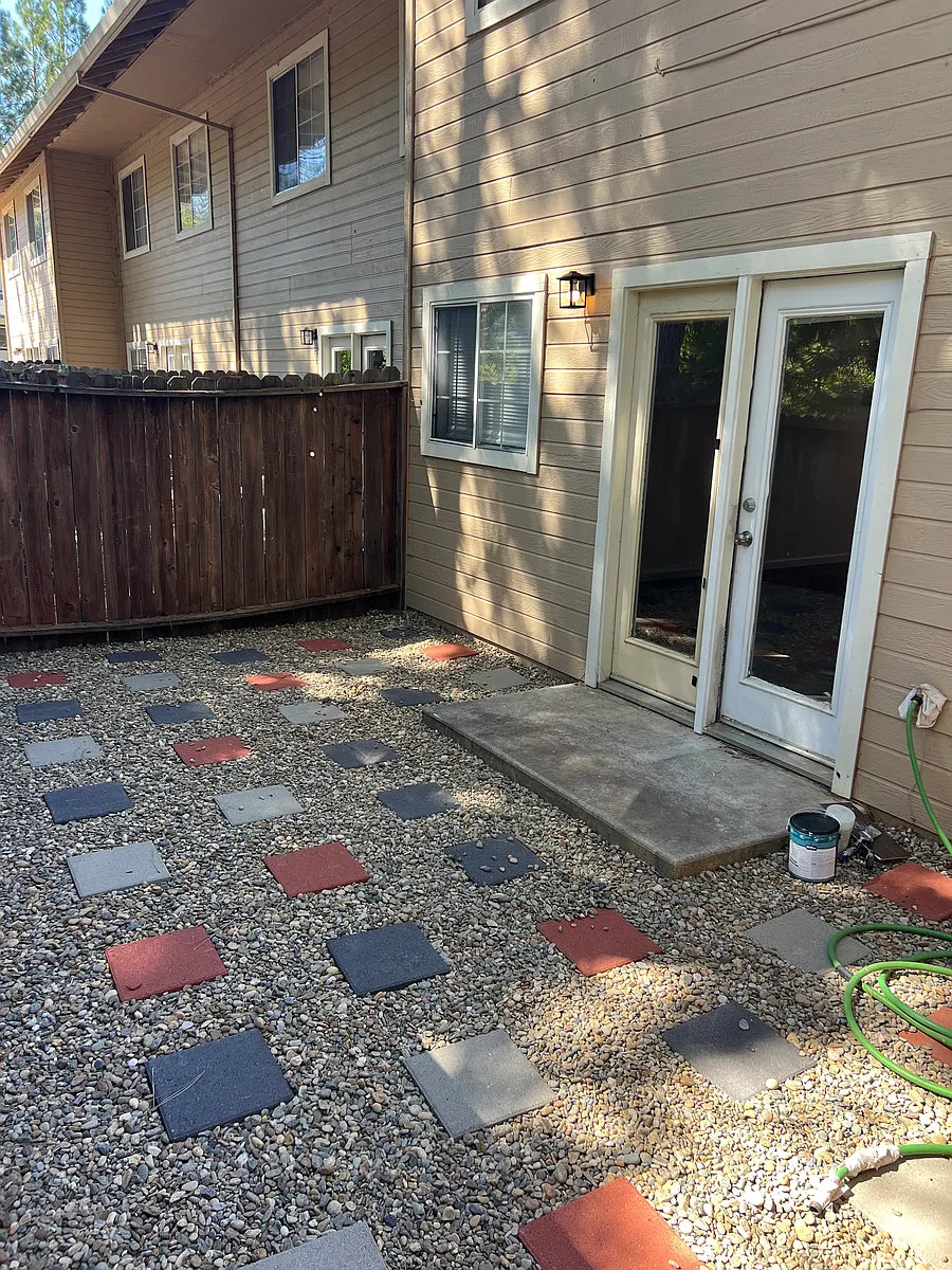 Building Photo - 13616 Foothill Pines Ct