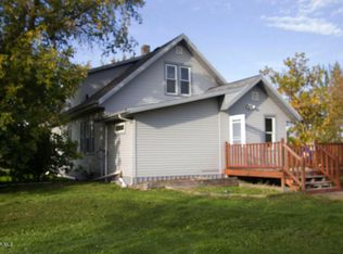 210 Lincoln Ave, Newfolden, MN 56738