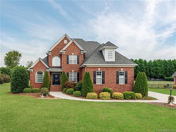 4th image of 1001 Creekwalk Dr