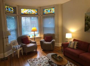 917 W Wolfram St APT 1, Chicago, IL 60657
