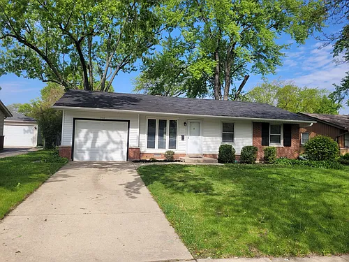 550 Ridge Ave Photo 1
