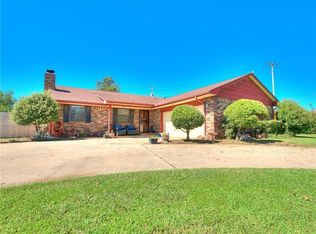 2400 Stone Glen Dr, El Reno, OK 73036