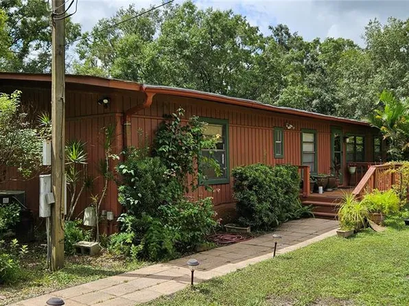 17218 Eagle Ln, Lutz, FL 33558