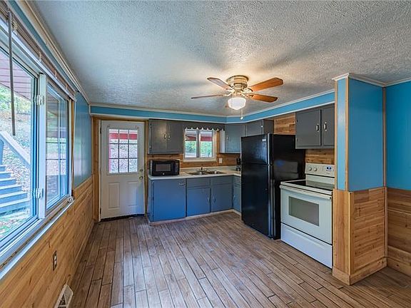 4th image of 224 Forest Dr
