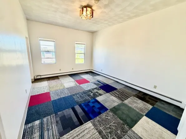 540 Cambridge St #3, Cambridge, MA 02141