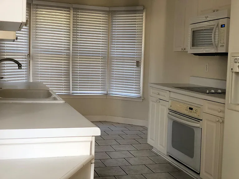 3 Willow Tree Ct — Photo 6