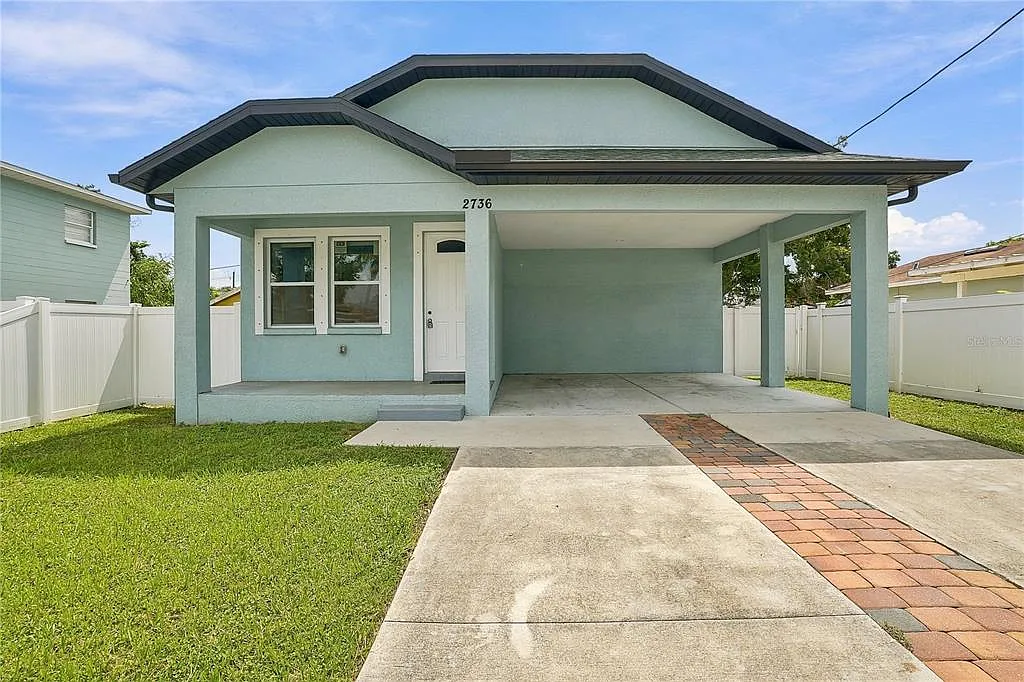 3 bed, 2.0 bath, 1432 sqft, $2,900 — Photo 1