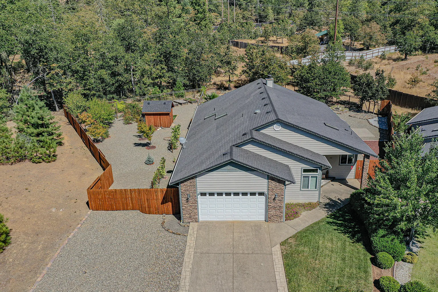301 Cedar Ridge Dr photo 1