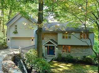 2631 Woodmont Ln, Wexford, PA