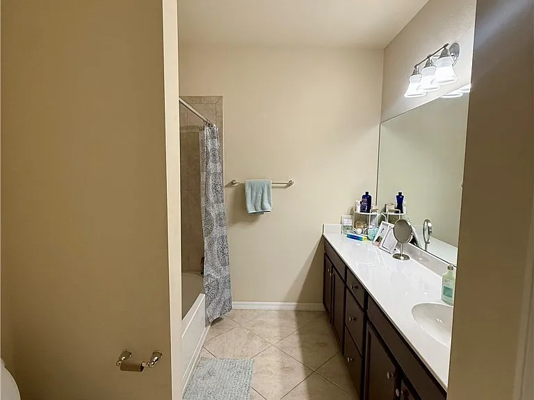 10020 Via Colomba Cir — Photo 17