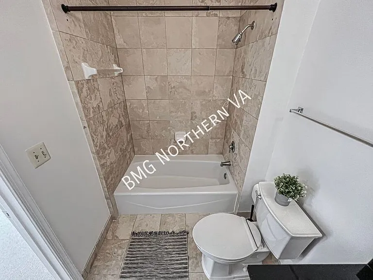 309 Holland Ln #105 — Photo 17