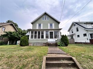 547 W Maple St, North Canton, OH 44720