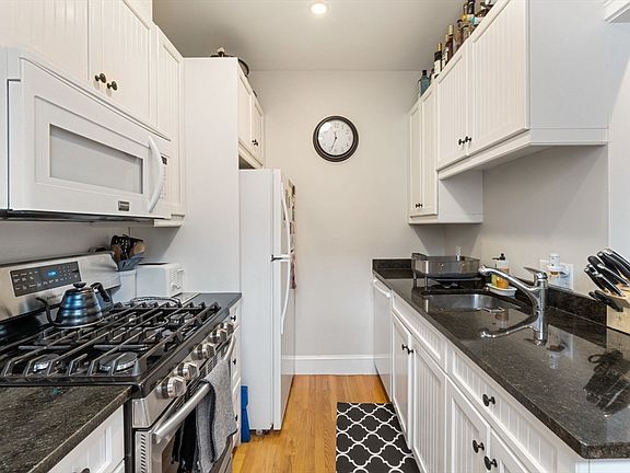 5th image of 26 Upton St #2