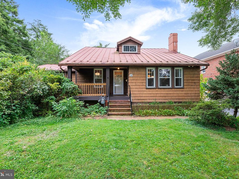 1st image of 618 Wilson Pl