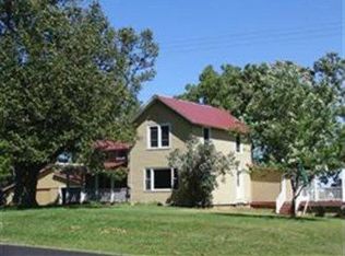 110 Washington Rd, Edgerton, WI 53534