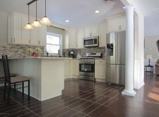 9 Branford Cir, Tinton Falls, NJ