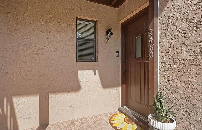 2480 SE Garden Ter #507 — Photo 2