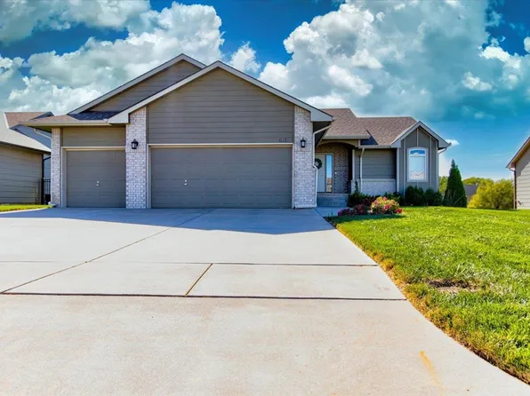 617 S Horseshoe Bnd, Maize, KS 67101