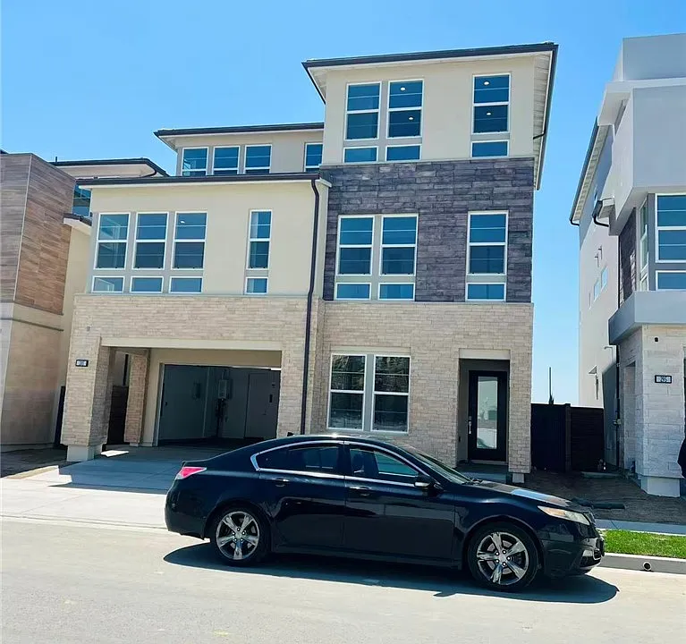 285 Remy Ln