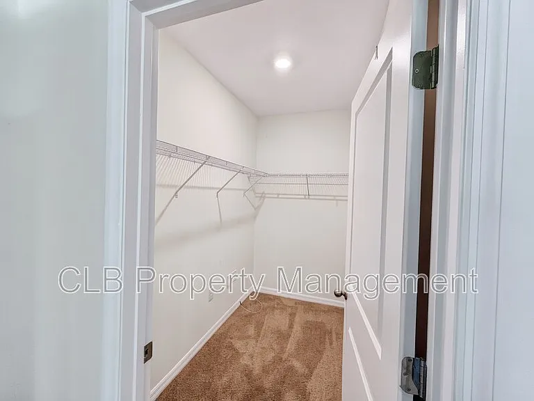 982 Commons Way — Photo 7