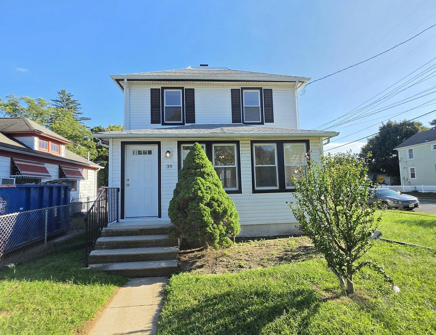 3 bed, 1.5 bath, 1301 sqft, $3,500 — Photo 1