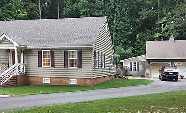 2nd image of 108 Hemlock Ct